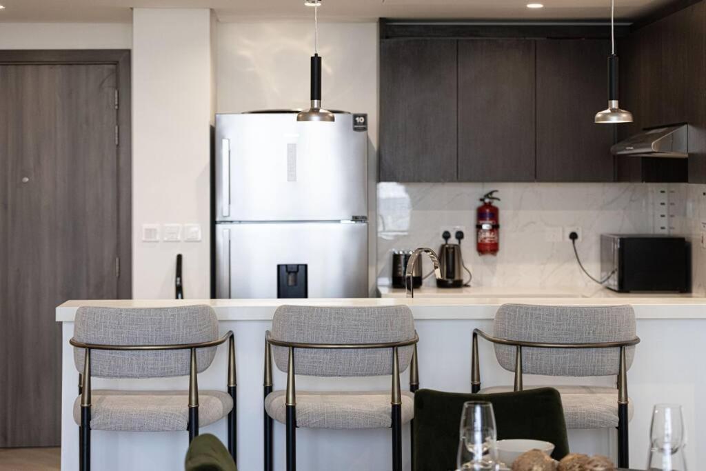 شقة Chic 2 Bed Near Trade Centre With 5 Star Amenities دبي المظهر الخارجي الصورة