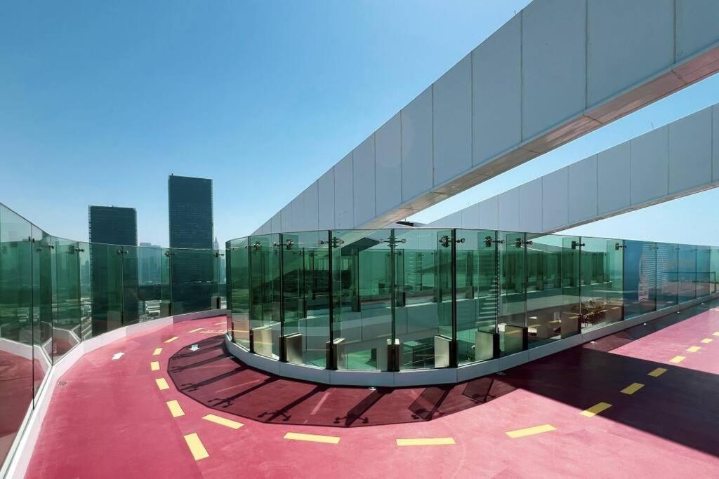 شقة Chic 2 Bed Near Trade Centre With 5 Star Amenities دبي المظهر الخارجي الصورة